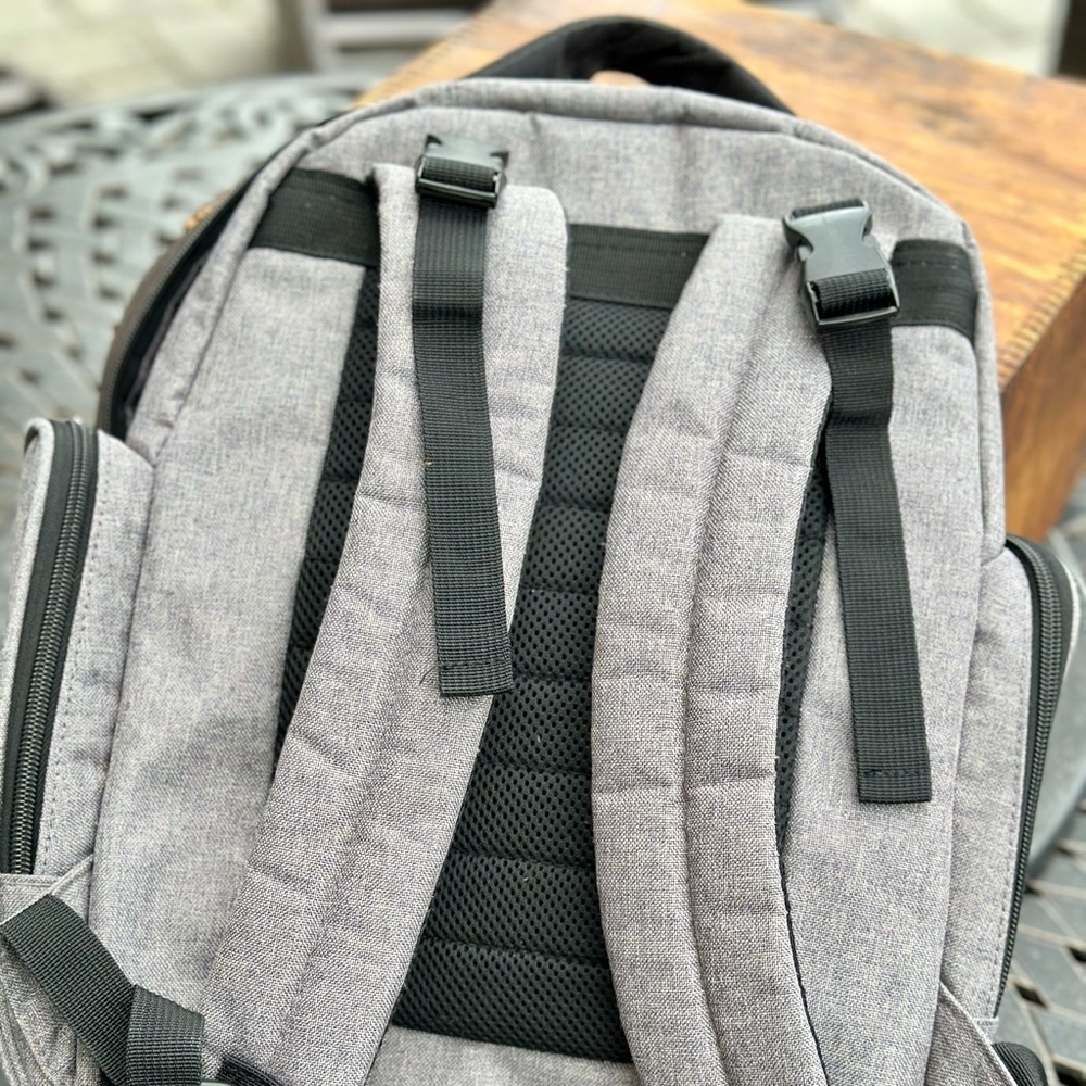 Eddie Bauer First Adventure Seattle USA Backpack - Picture 9 of 11